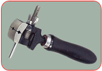 Hand  Vice  with  Wing  Nut